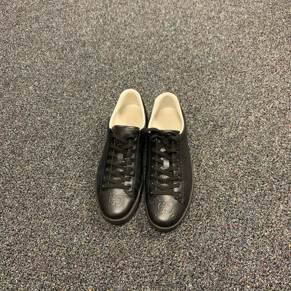 Gucci shoes